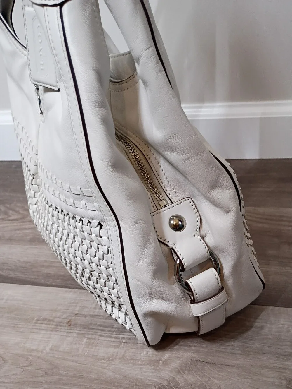 Coach Classic‎ Madison Maggie White Woven Leather Zip Top Hobo Shoulder Handbag